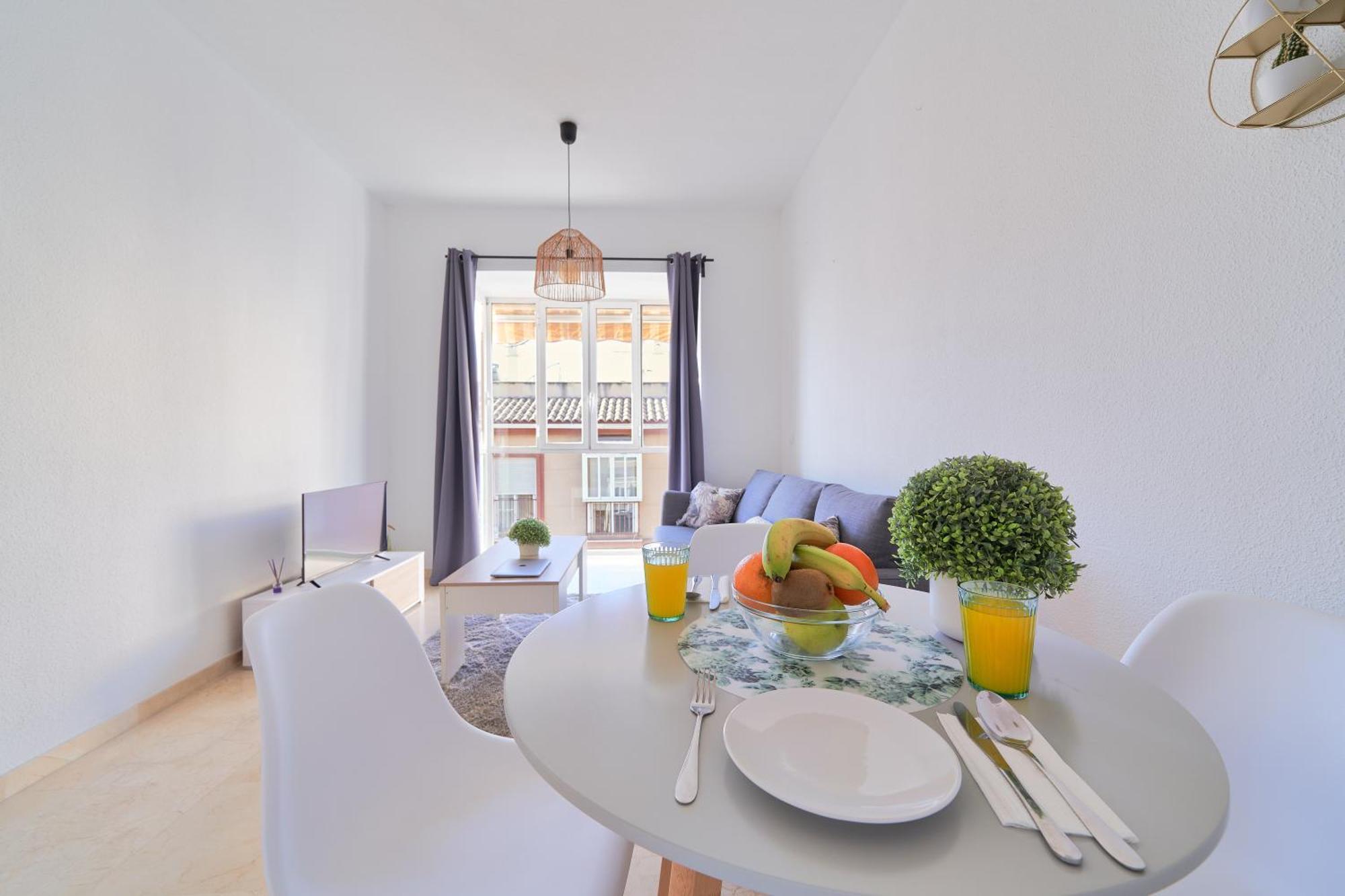 Apartamento Centrico En Малага Экстерьер фото